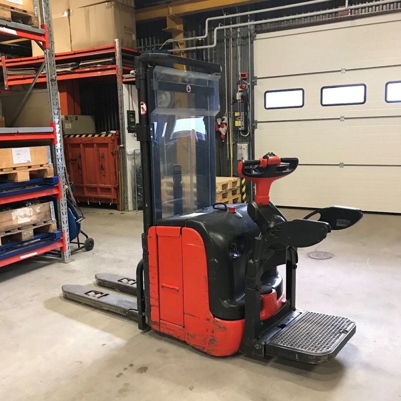 Ledstaplare Linde L14 AP-372 - begagnad