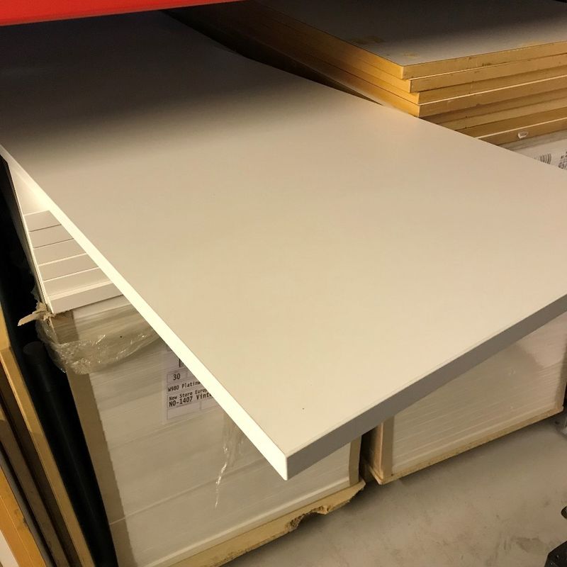 Bänkskiva laminat 1800x600mm vit