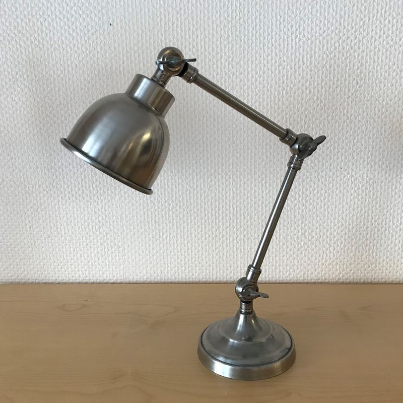 Skrivbordslampa attrapp - begagnad