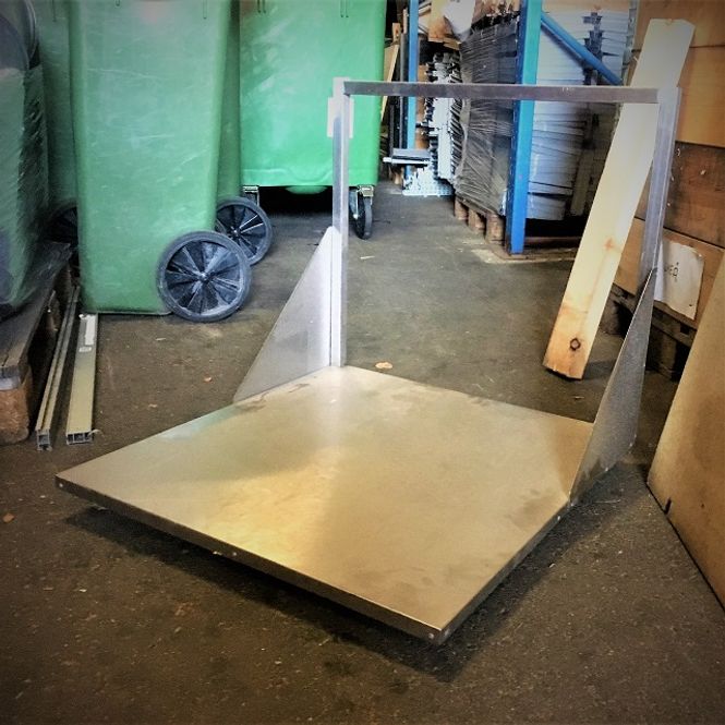 Huvudbild Rostfri platåvagn 66x70 - begagnad