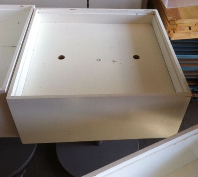 Huvudbild Störtkorg vit/grå - begagnad